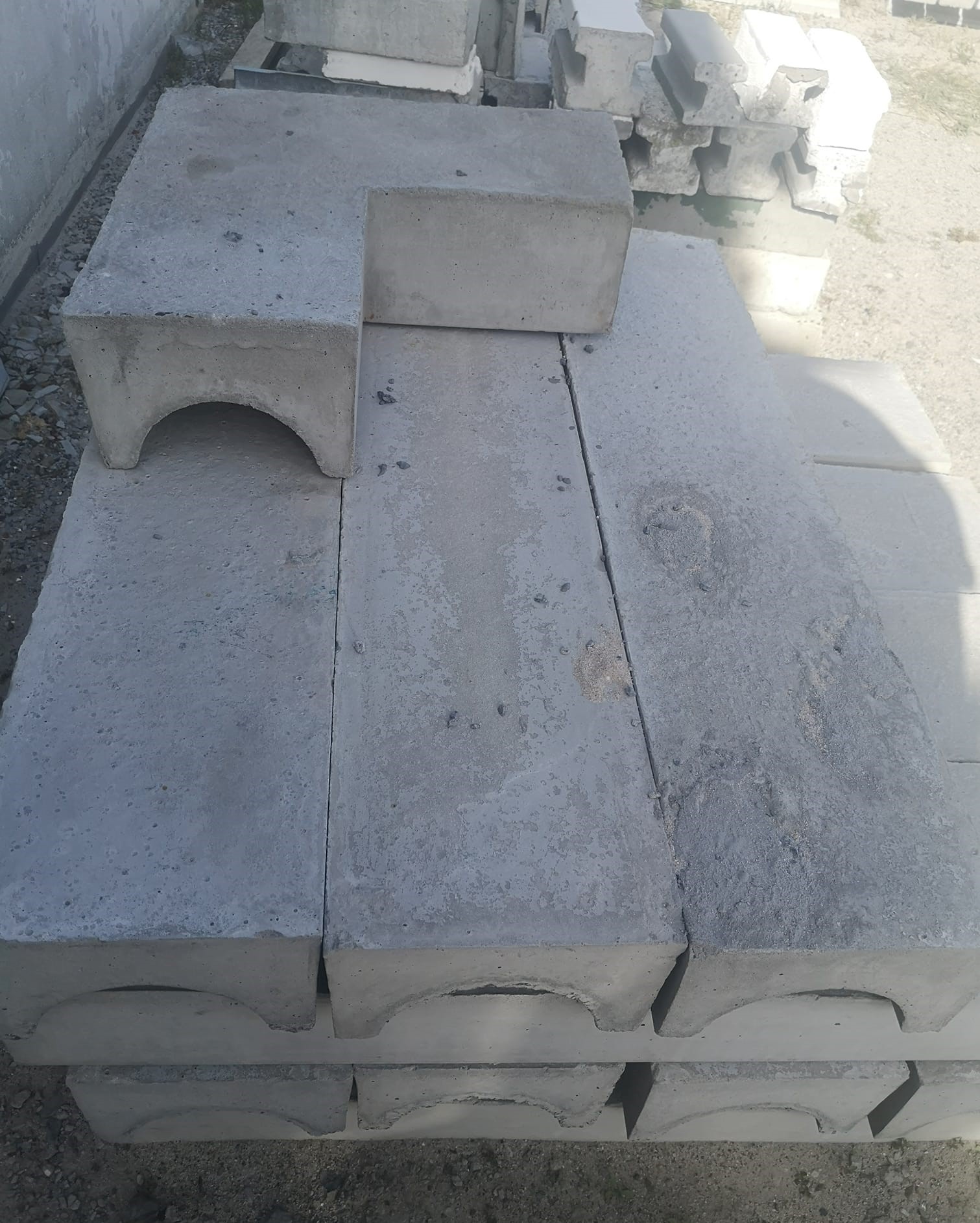 C Heavy duty water channel FB